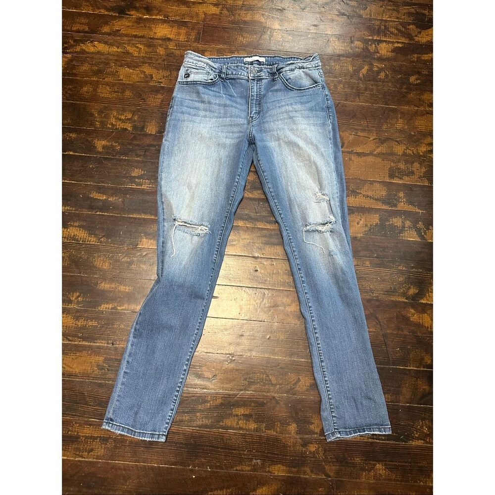 Kancan curvy distressed stretchy classic 30 jeans